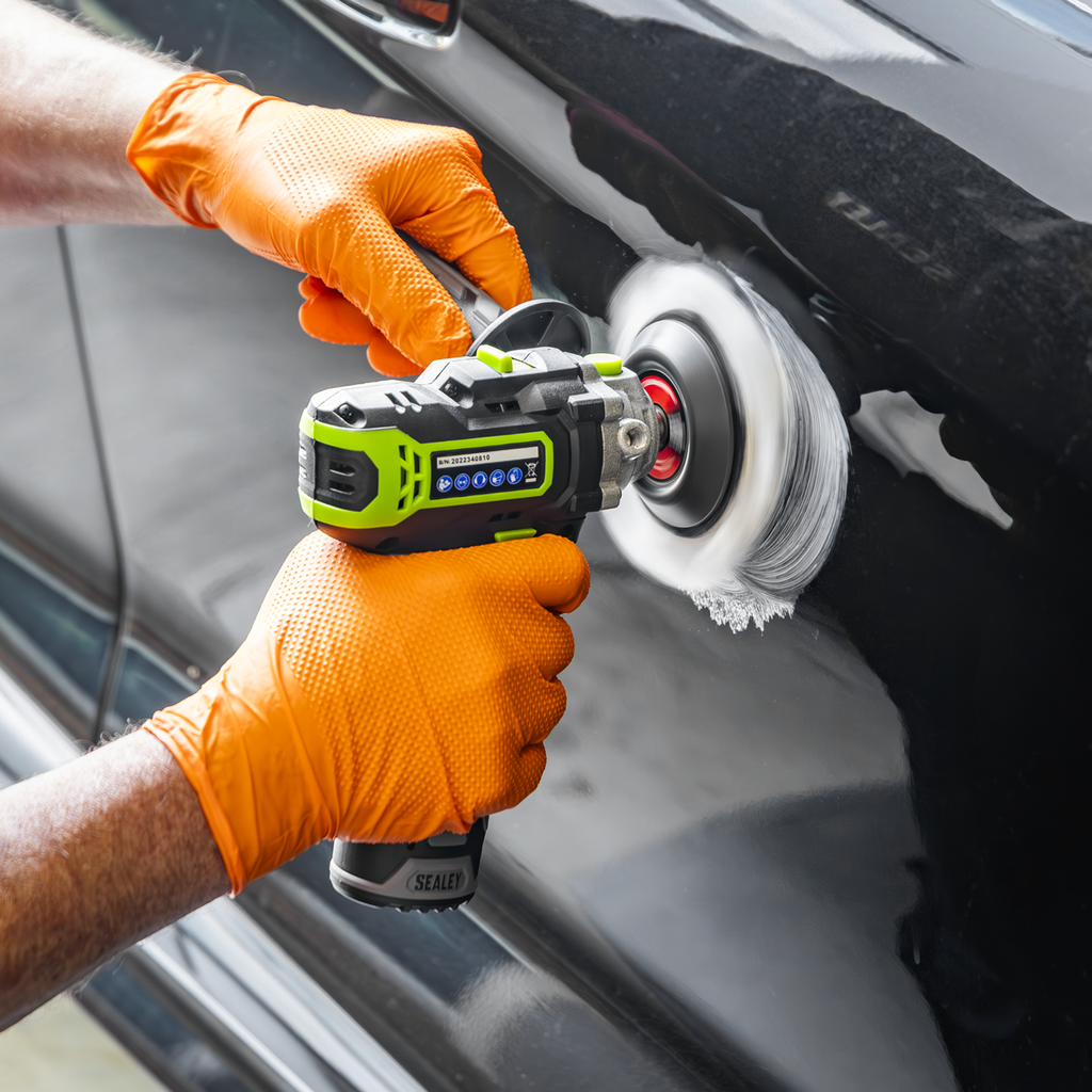 SV10.8 Series 75mm Cordless Polisher Kit 10.8V 2Ah - Euro Plug CP108VCPEU