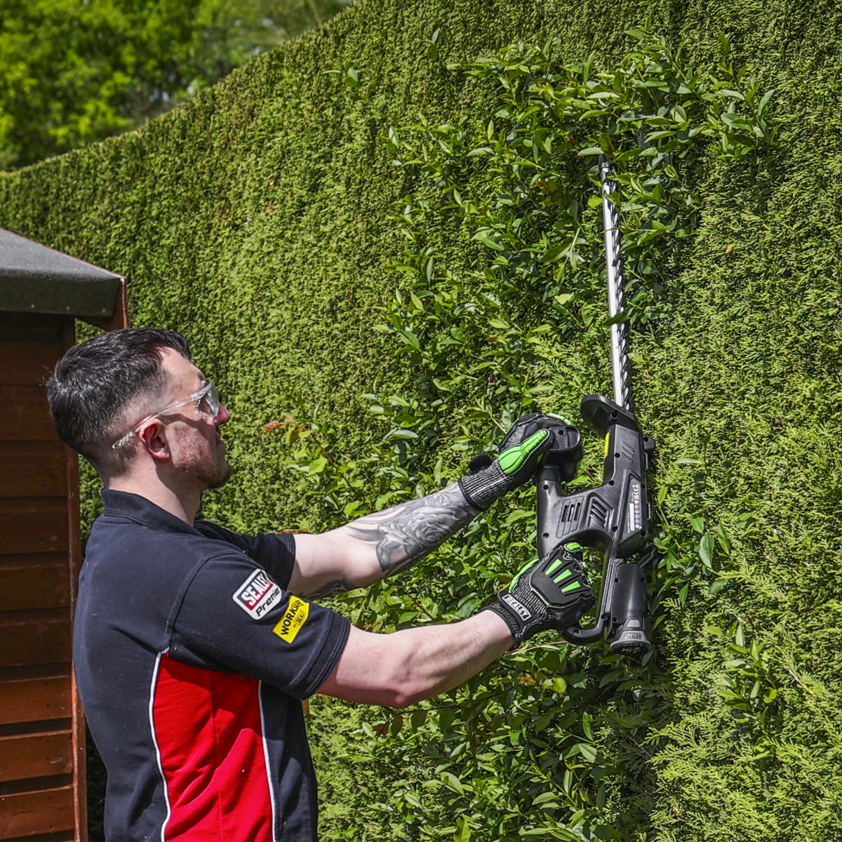 SV10.8 Series Cordless Hedge Trimmer 10.8V - Body Only CP108VHTBO