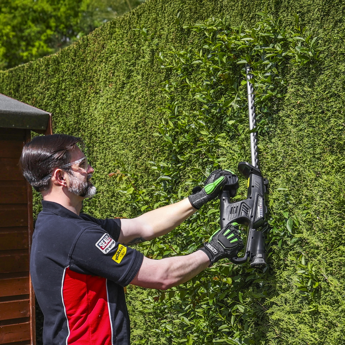 SV10.8 Series Cordless Hedge Trimmer 10.8V - Body Only CP108VHTBO