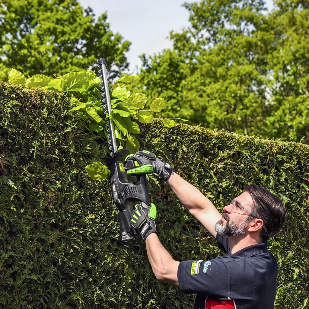 SV10.8 Series Cordless Hedge Trimmer 10.8V - Body Only CP108VHTBO