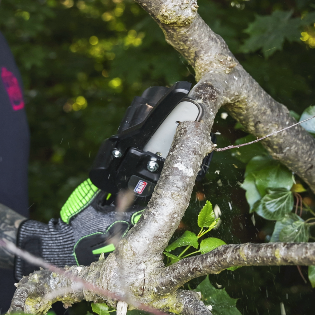 SV10.8 Series Cordless Pruning Saw 10.8V - Body Only CP108VPSBO
