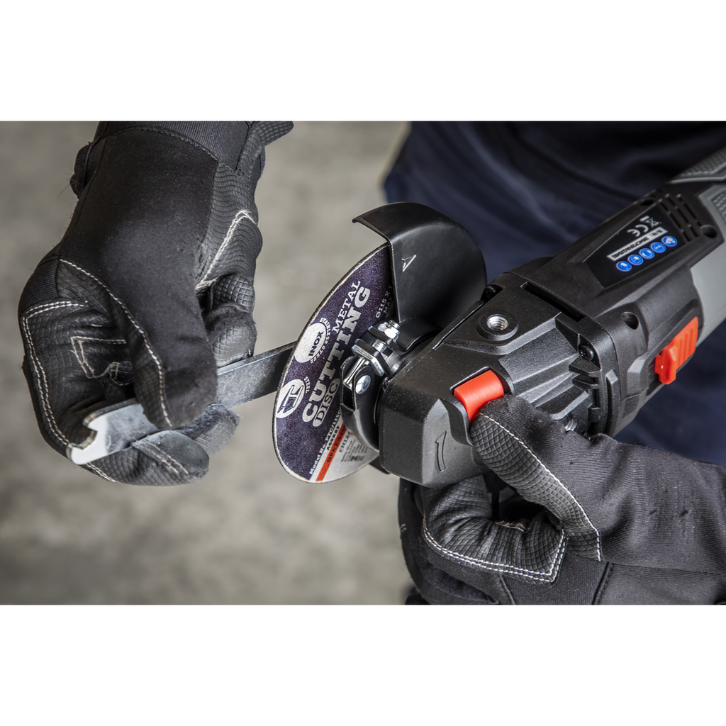 SV20 Series 115mm Brushless Cordless Angle Grinder Kit 20V 4Ah CP20VAGXKIT1