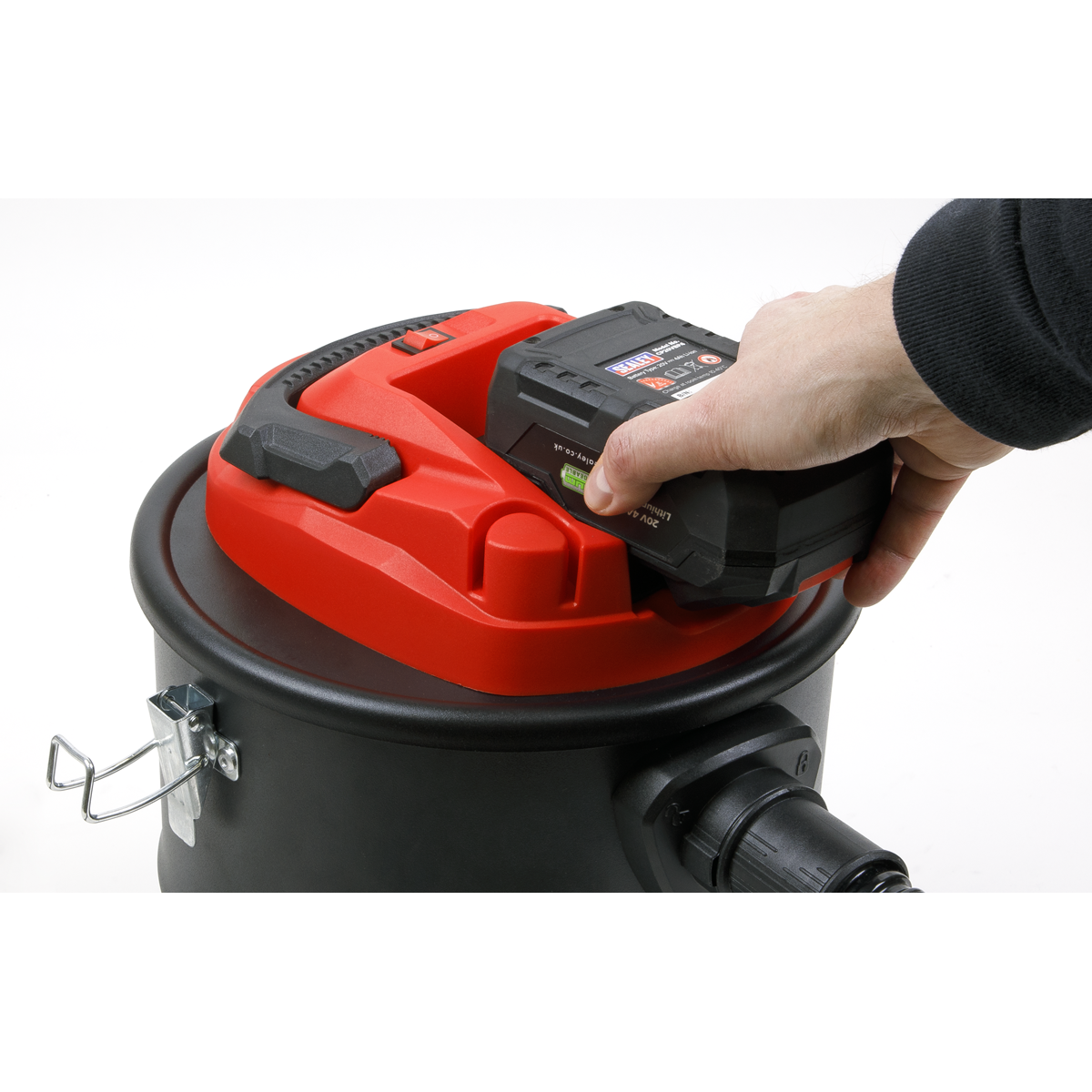 SV20 Series 15L Cordless Handheld Ash Vacuum Cleaner 20V - Body Only CP20VAV