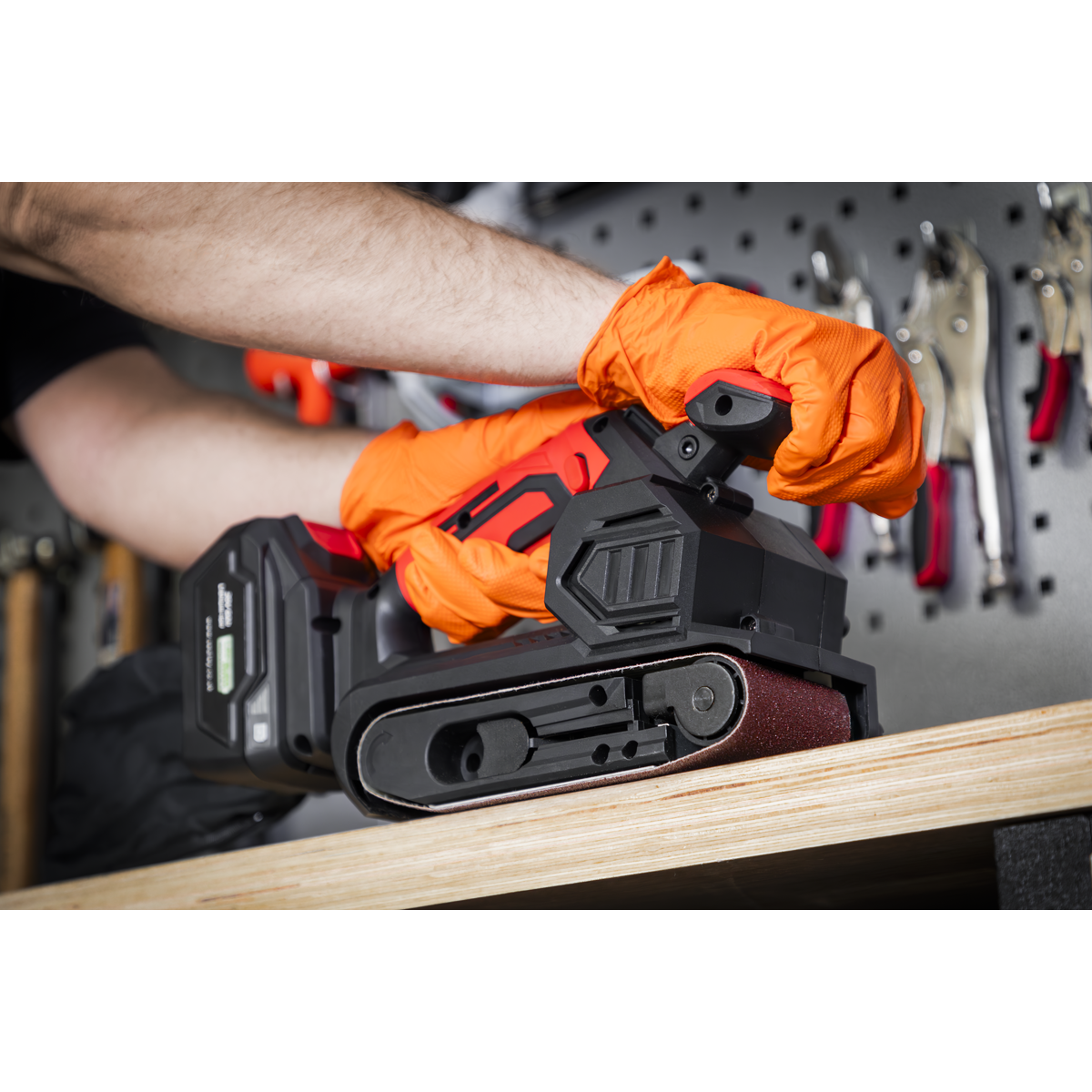 SV20 Series 76mm Cordless Belt Sander 20V - Body Only CP20VBS