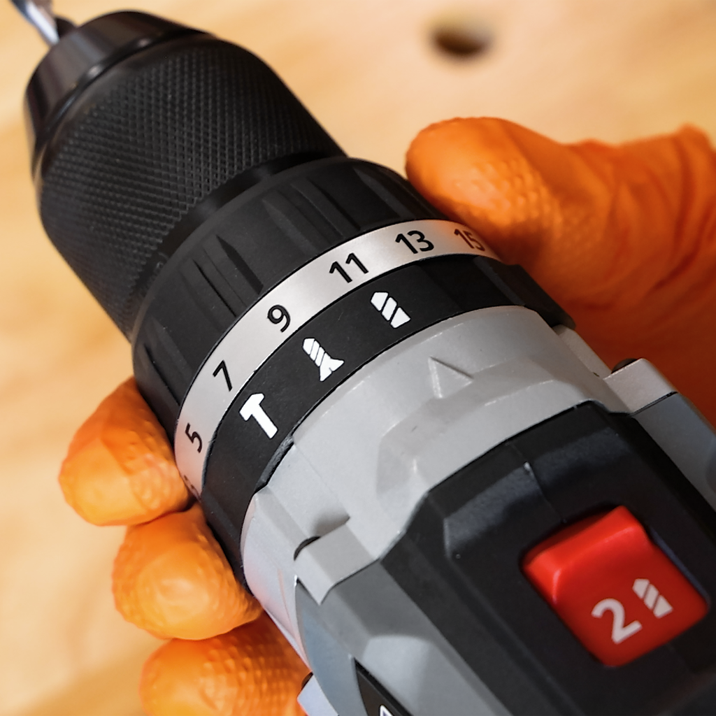 SV20 Series 13mm Brushless Cordless Combi Drill Kit 20V 2Ah CP20VDDXKIT1