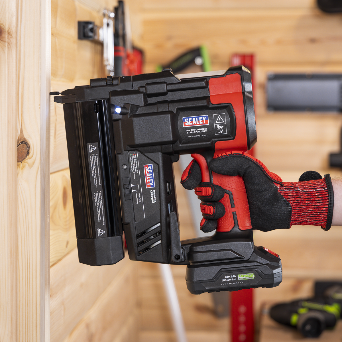 SV20 Series 18G Cordless Nail/Staple Gun 20V - Body Only CP20VNG