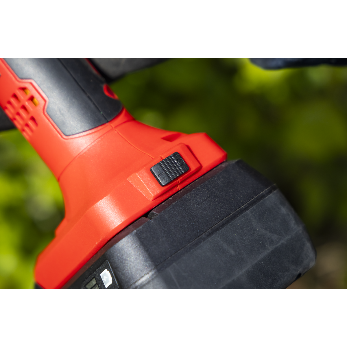 SV20 Series Brushless Cordless Pruning Shears 20V - Body Only CP20VPS