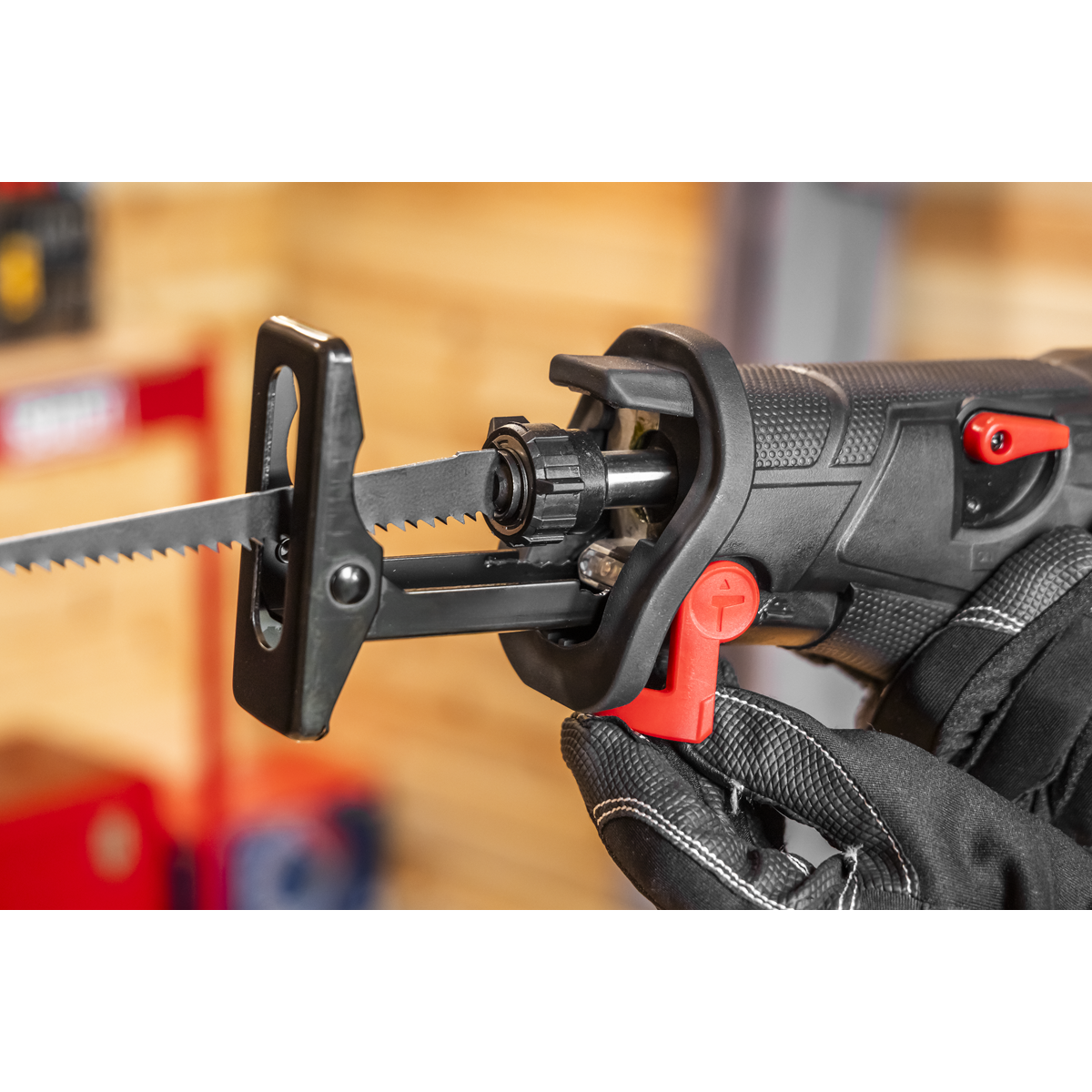 SV20 Series Brushless Cordless Reciprocating Saw 20V 4Ah Kit CP20VRSXKIT1