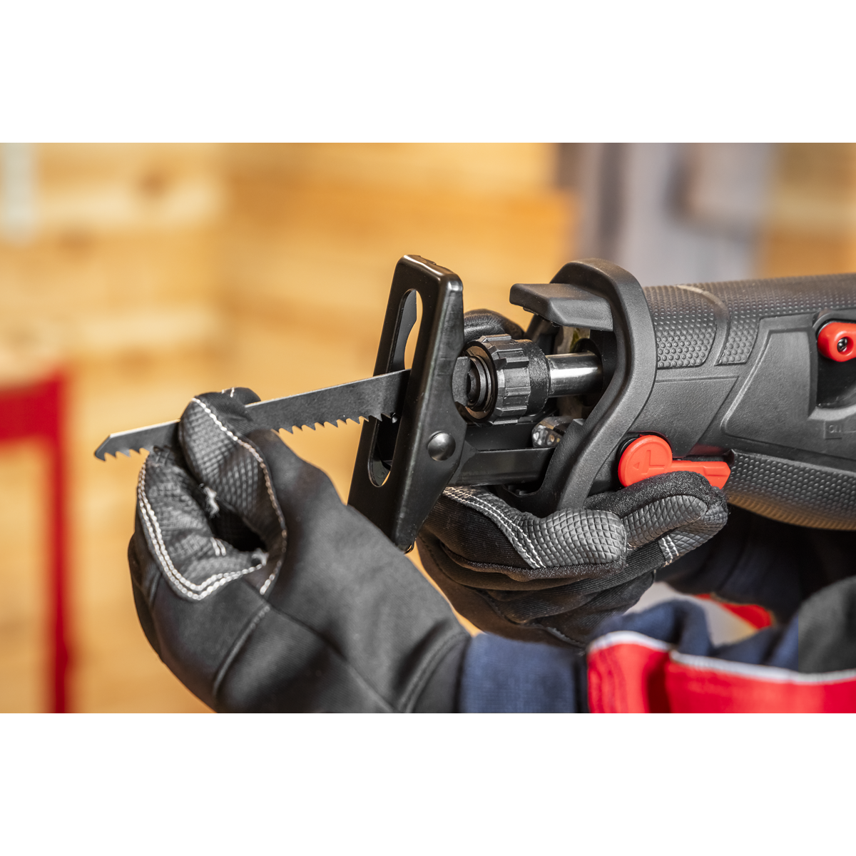 SV20 Series Brushless Cordless Reciprocating Saw 20V 4Ah Kit CP20VRSXKIT1