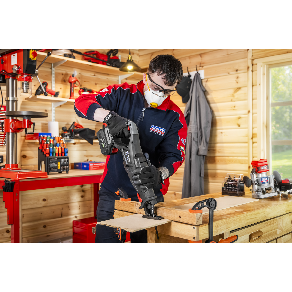 SV20 Series Brushless Cordless Reciprocating Saw 20V 4Ah Kit - 2 Batteries CP20VRSXKIT