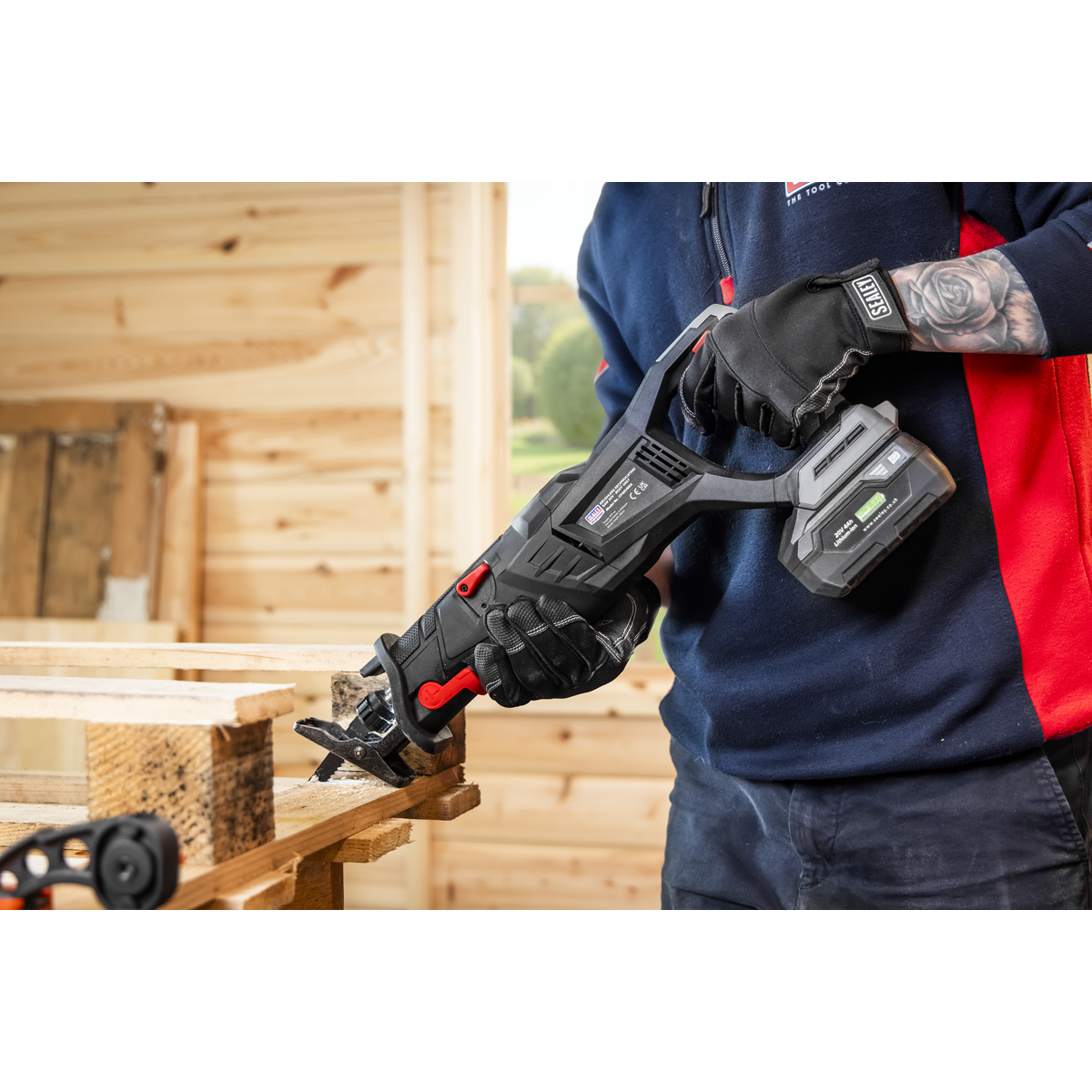 SV20 Series Brushless Cordless Reciprocating Saw 20V 4Ah Kit CP20VRSXKIT1