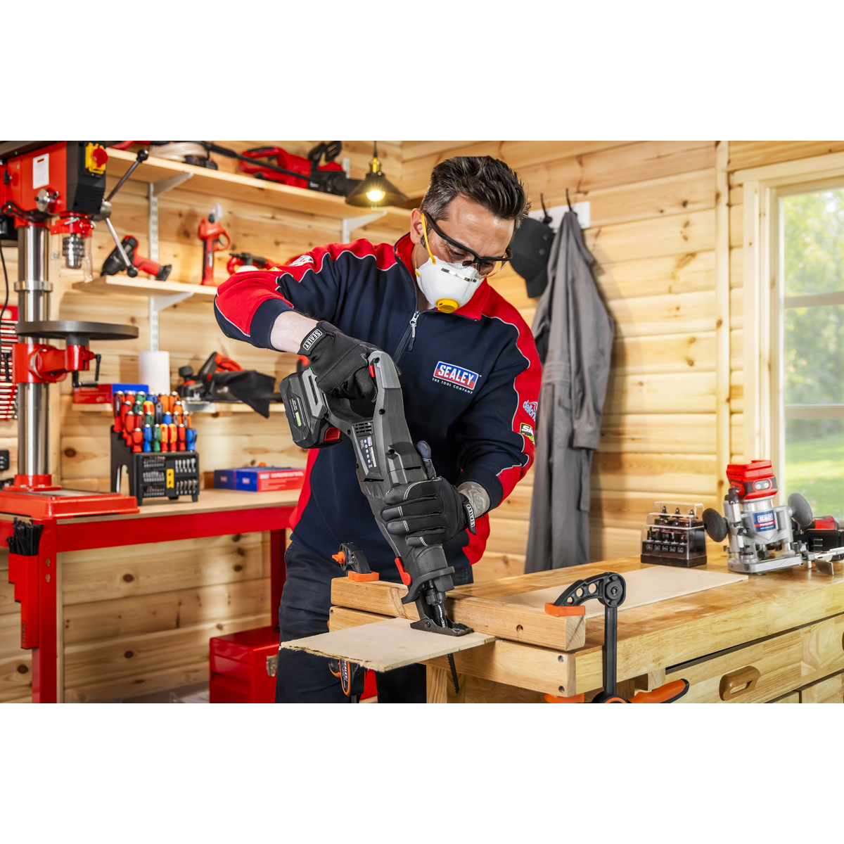 SV20 Series Brushless Cordless Reciprocating Saw 20V 4Ah Kit - 2 Batteries CP20VRSXKIT