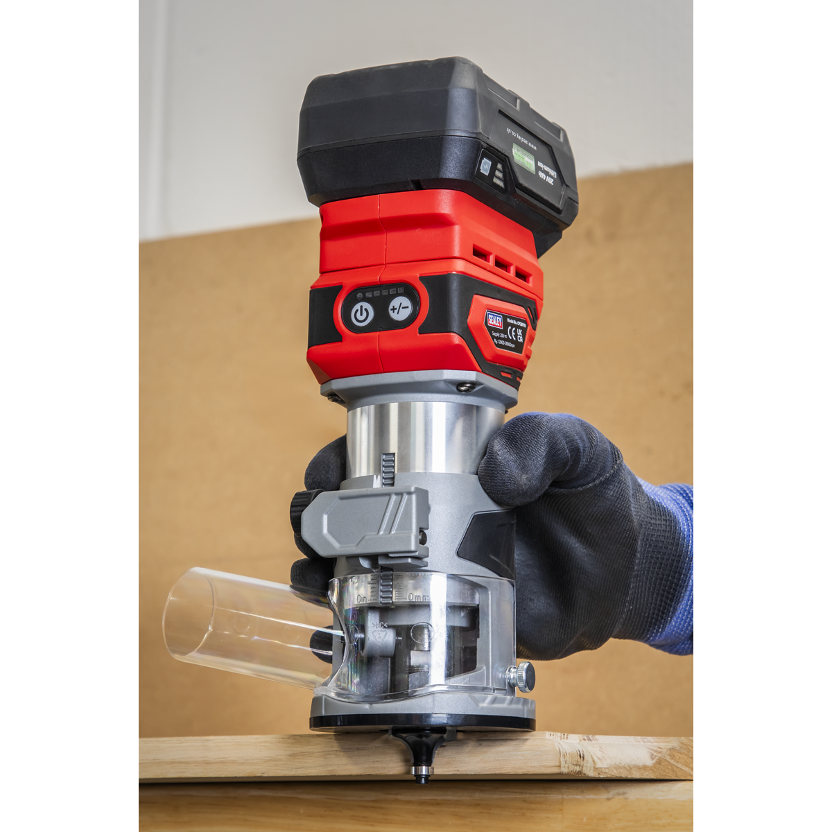 SV20 Series Cordless Trimming Router Kit 20V 4Ah - 2 Batteries CP20VTRKIT