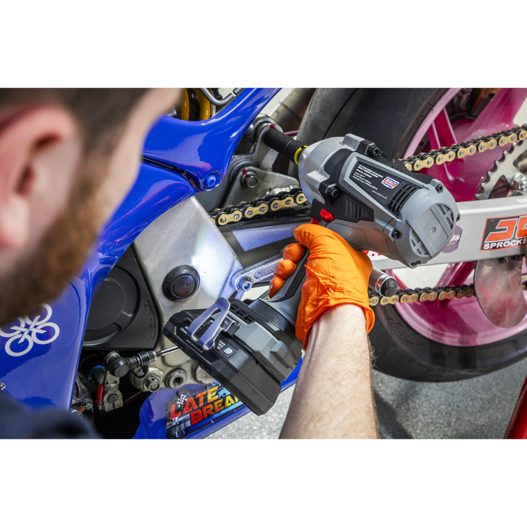 SV20 Series 1/2"Sq Drive Brushless Cordless Impact Wrench 20V - Body Only CP20VXIW