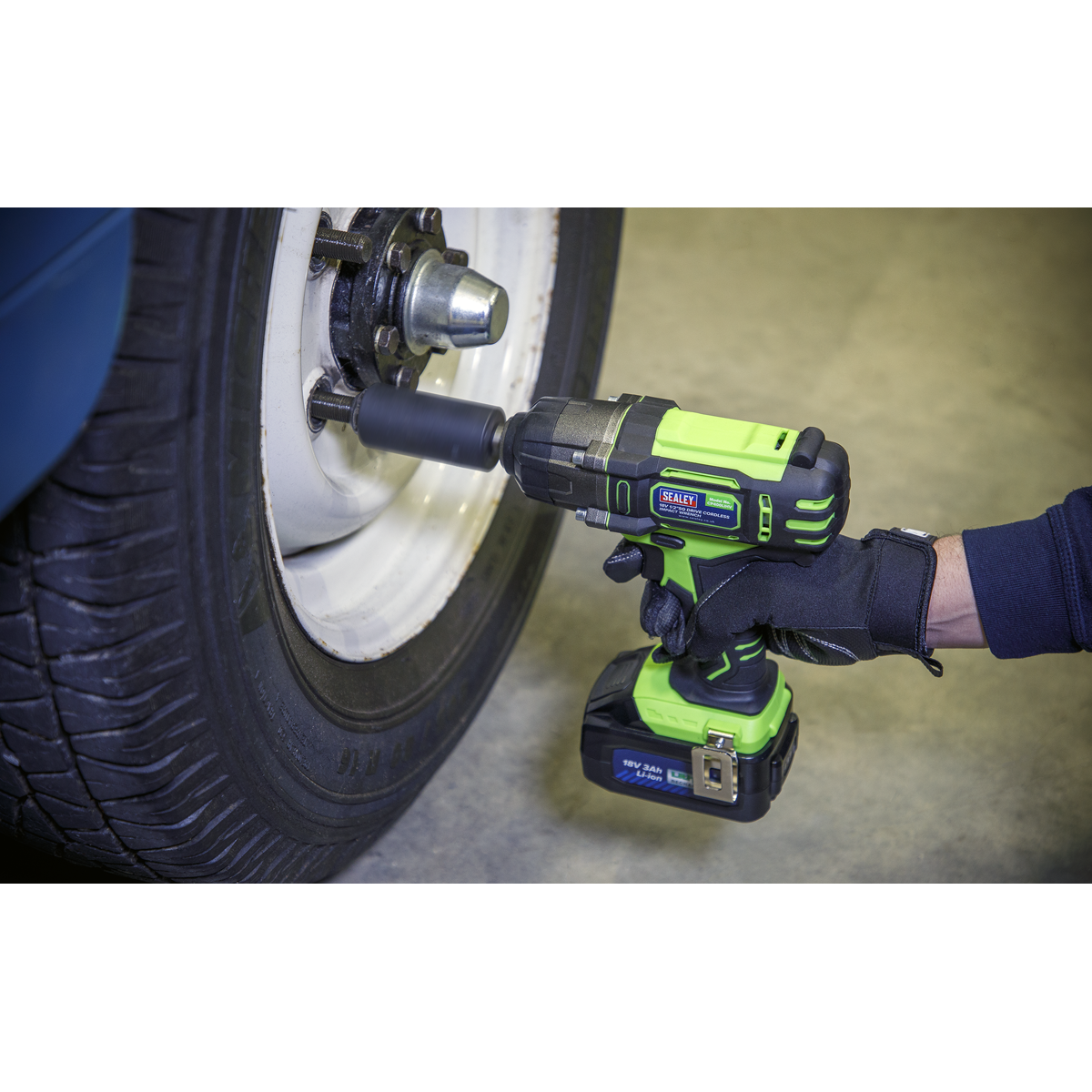 Trolley Jack & Cordless Impact Wrench Combo - Green 2001LEHVCOMBO