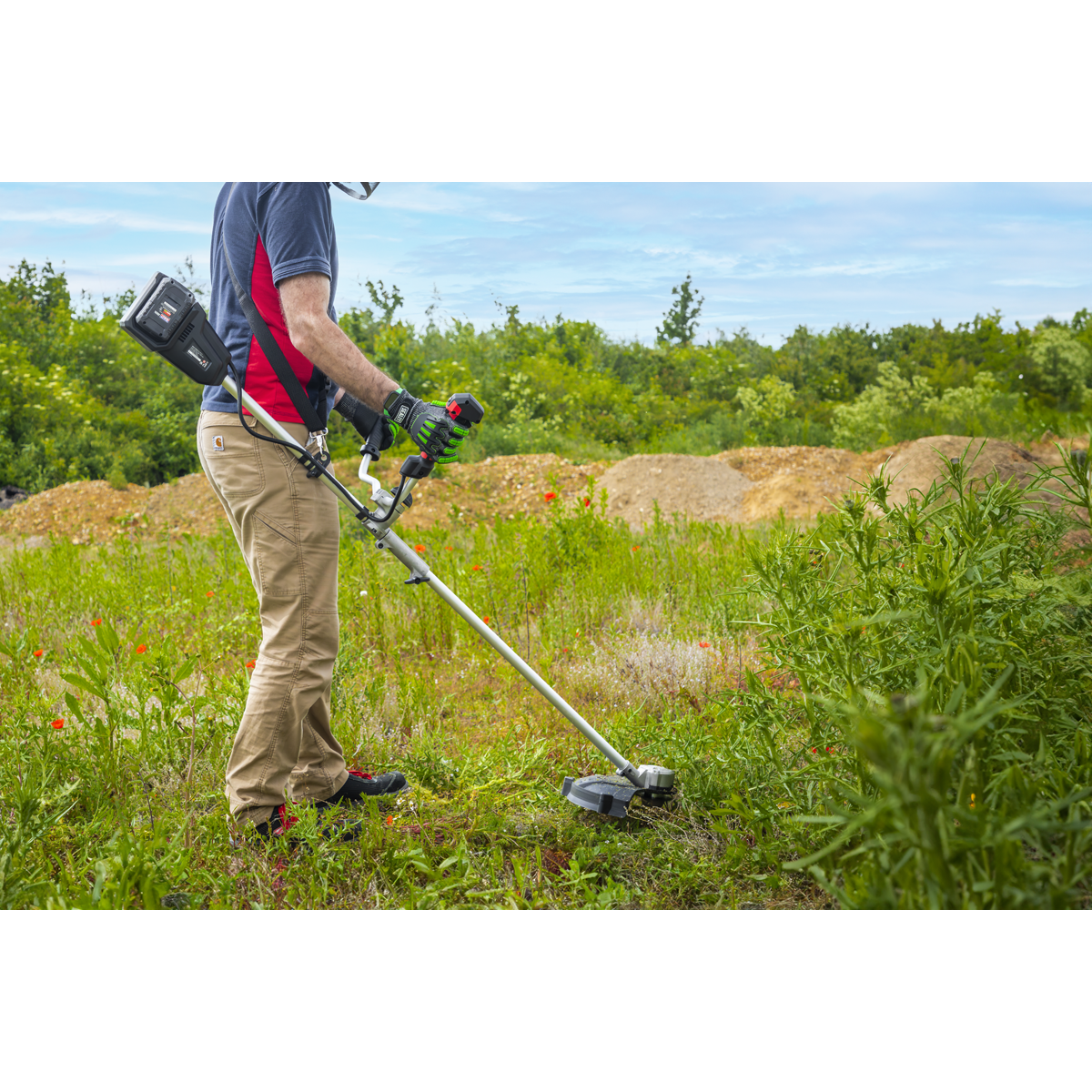 SV20 Series 35cm Cordless Brush Cutter & Trimmer 40V - Body Only CP40VBC