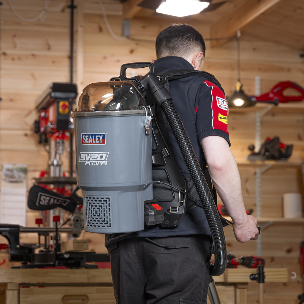 SV20 Series Cordless Backpack Vacuum Kit 40V 4Ah CP40VBVKIT