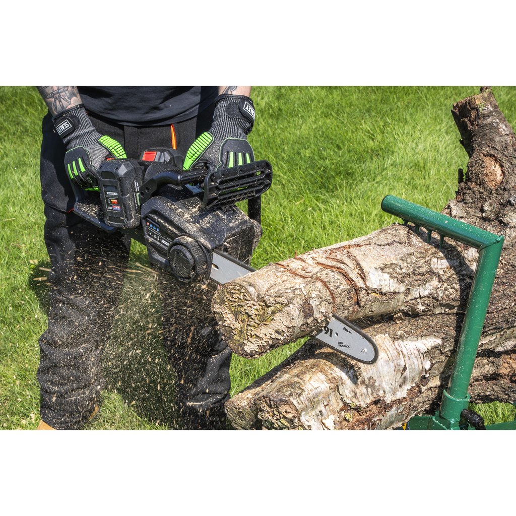 SV20 Series 35cm Cordless Chainsaw Kit 40V 4Ah - 2 Batteries CP40VCSKIT