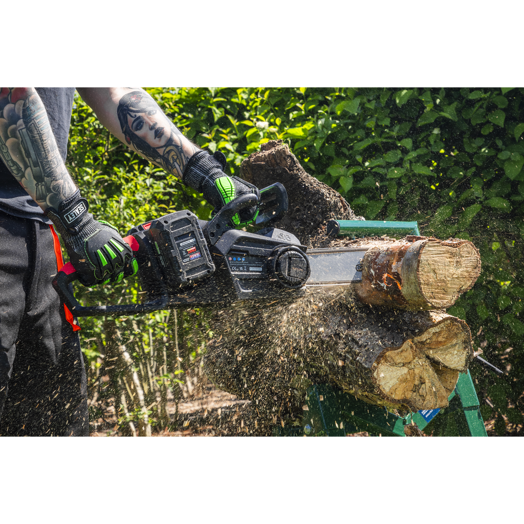 SV20 Series 35cm Cordless Chainsaw Kit 40V 4Ah - 2 Batteries CP40VCSKIT