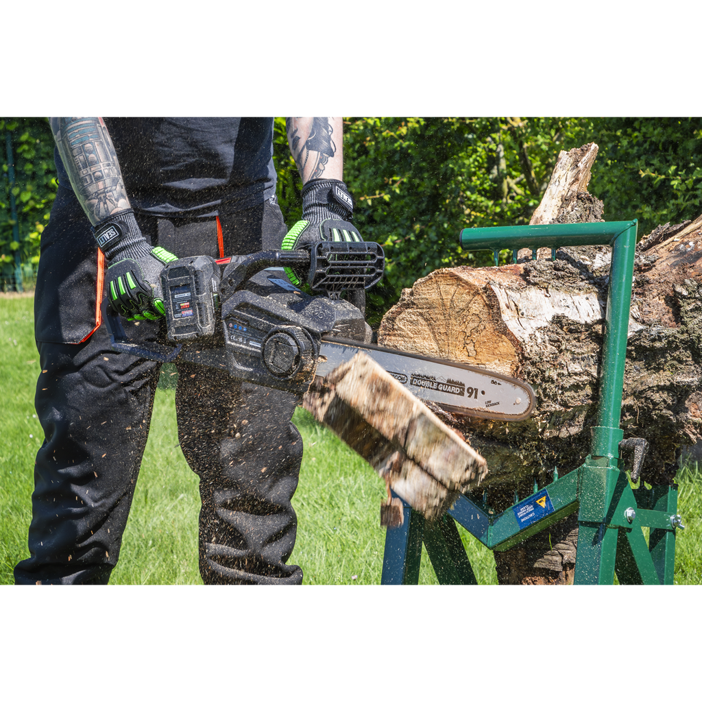 SV20 Series 35cm Cordless Chainsaw Kit 40V 4Ah - 2 Batteries CP40VCSKIT