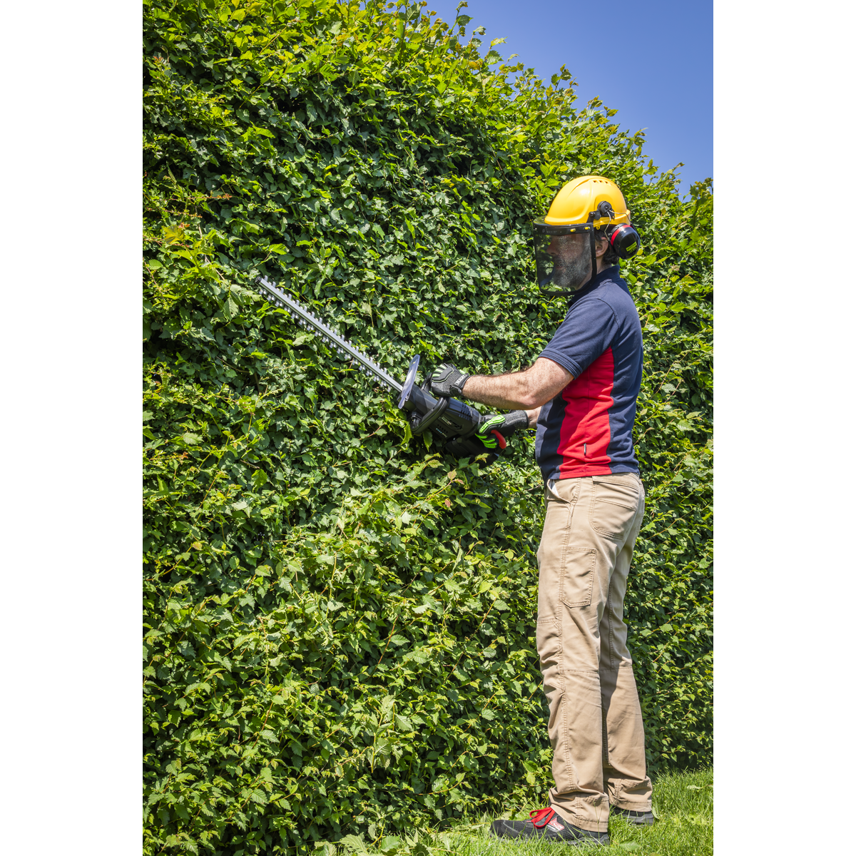 SV20 Series 52cm Cordless Hedge Trimmer 40V - Body Only CP40VHT