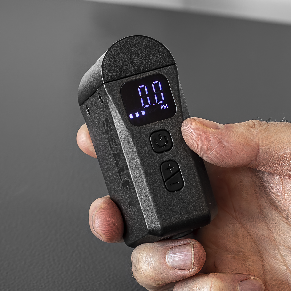 Mini Digital Bike Pump CTI100