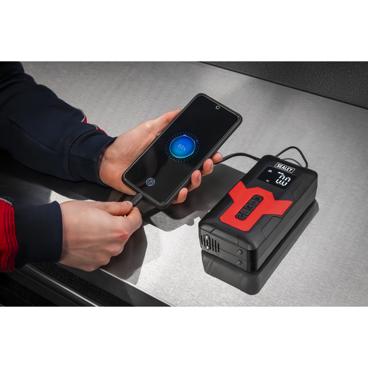 Rechargeable Tyre Inflator & Power Bank with Worklight 12V CTI140