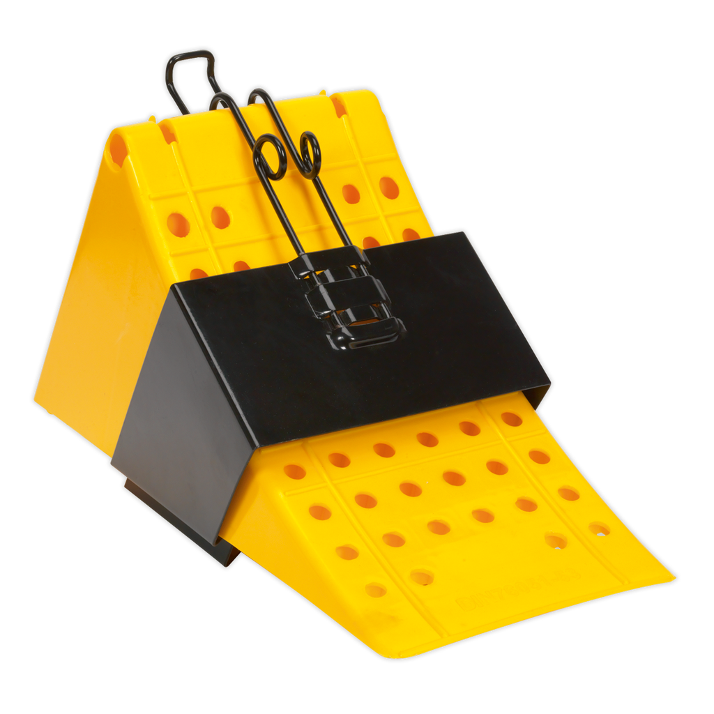 Commercial Wheel Chock with Bracket CV127