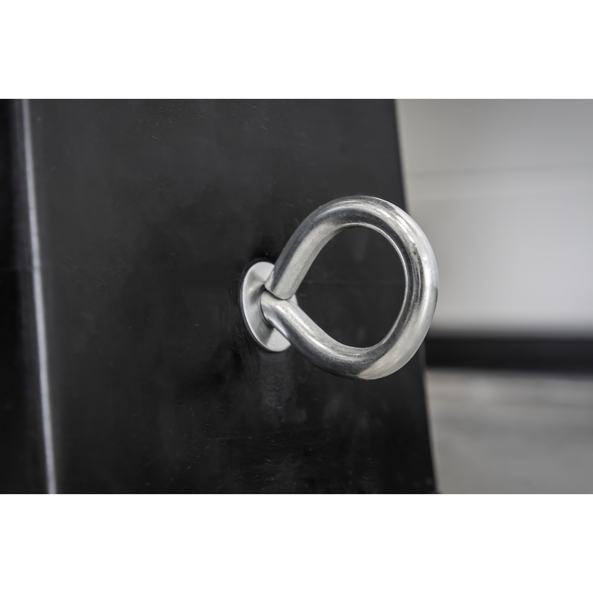 Heavy-Duty Rubber Wheel Chock - Single CWC01