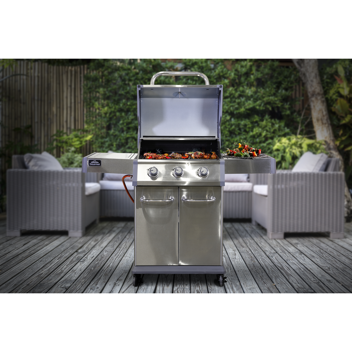 3 Burner Deluxe Gas BBQ Grill with Piezo Ignition & Thermometer - Stainless Steel DG16