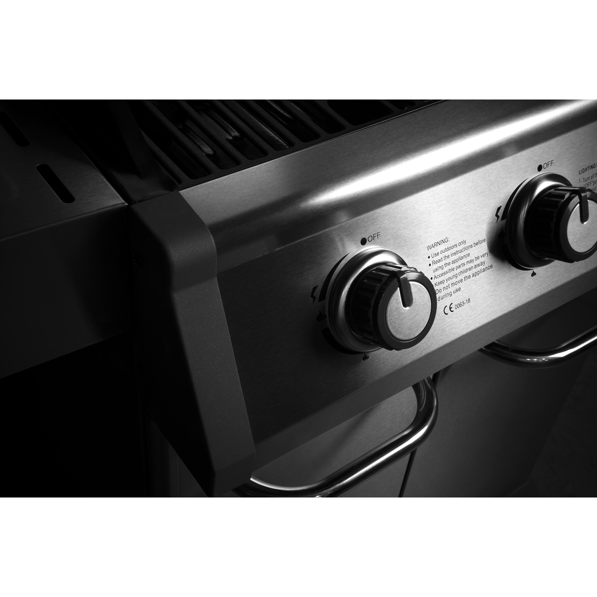 3 Burner Deluxe Gas BBQ Grill with Piezo Ignition & Thermometer - Stainless Steel DG16