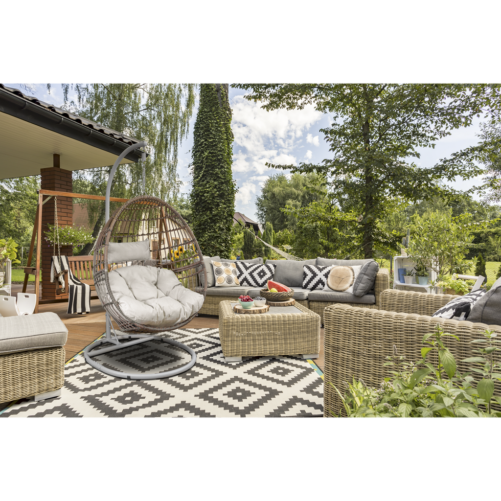 Single Swinging Egg Chair with Cushion DG60