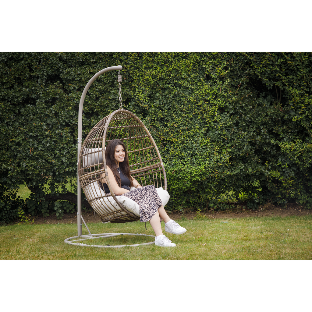 Single Swinging Egg Chair with Cushion DG60