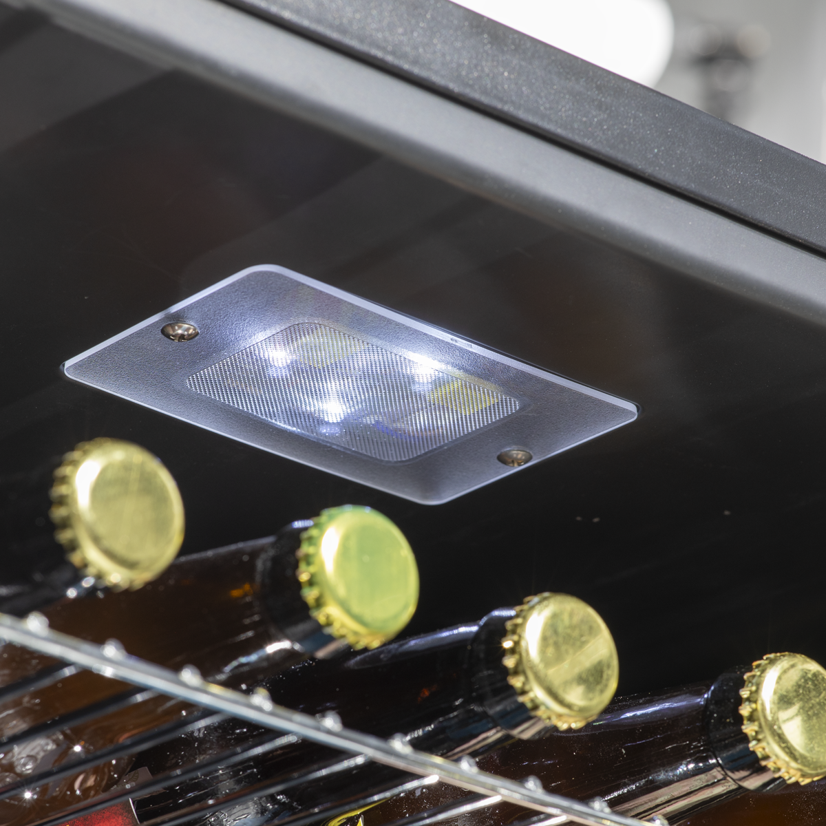 Mini Tabletop Beer & Drinks Fridge 50L Capacity - Black DH12