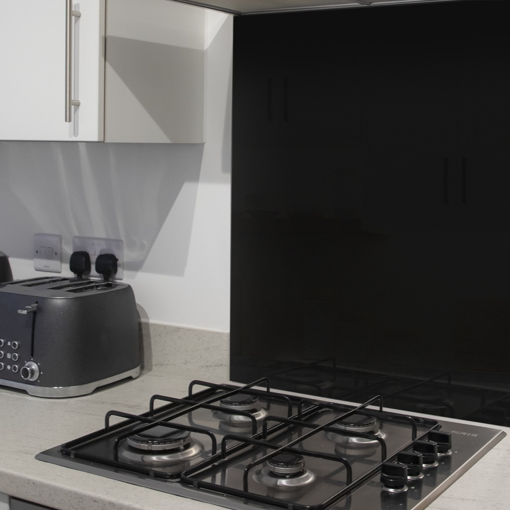 Splashback for Cooker Hoods 60 x 75cm - Black DH194