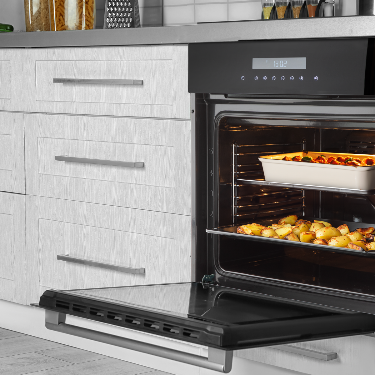 Integrated Fan-Assisted Electric Oven 60cm 72L Capacity - Black DH199