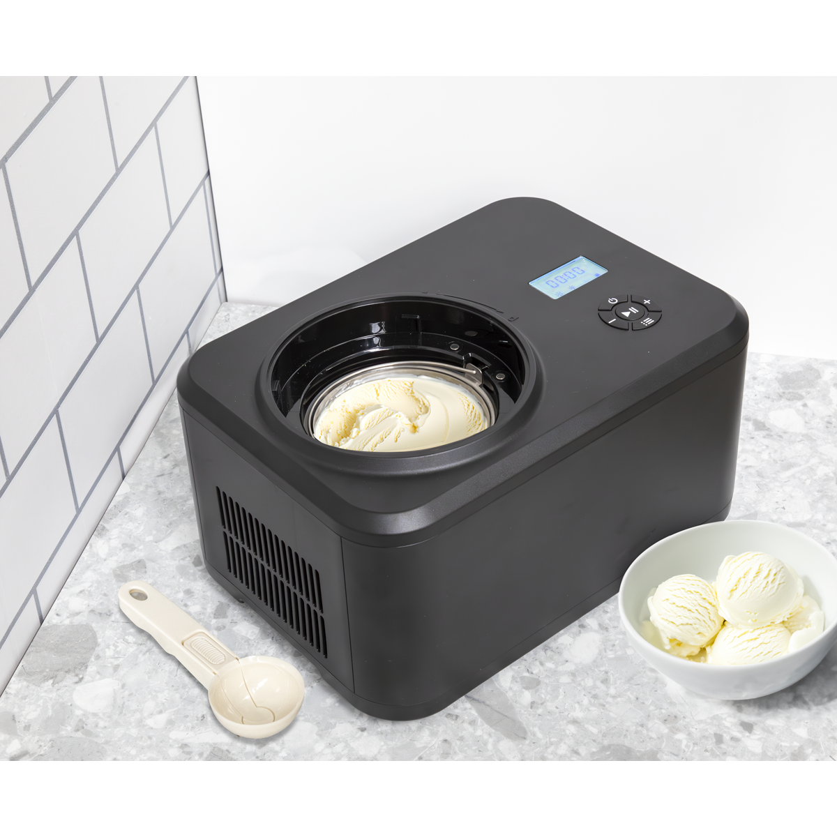 Automatic Churning Ice Cream Machine 1.5L - Black DH240