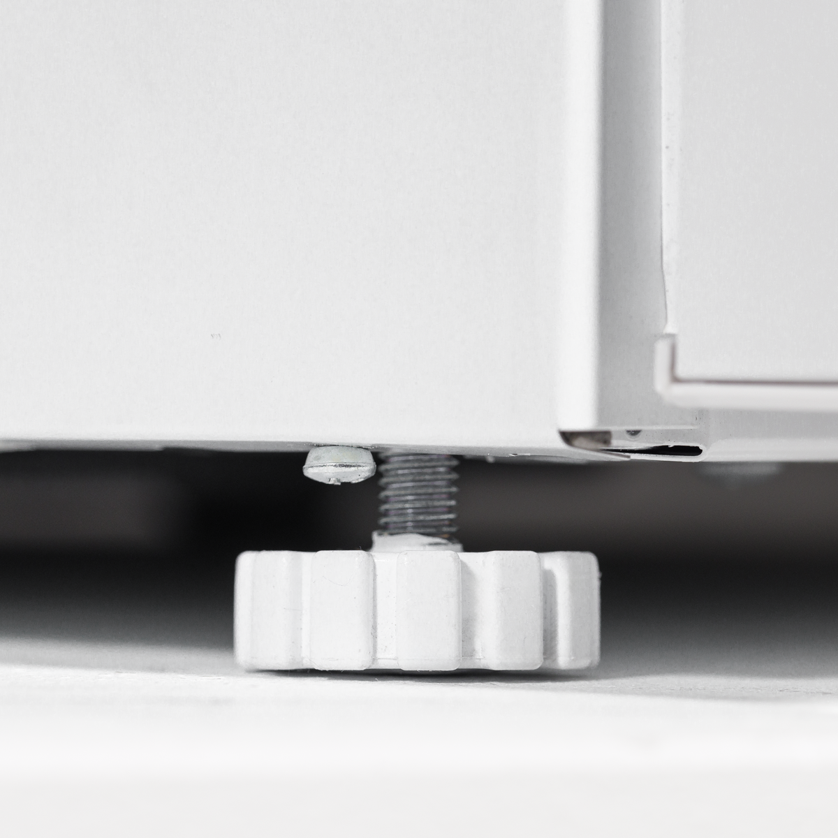 Mini Tabletop Fridge/Freezer, 31L Capacity - White DH254