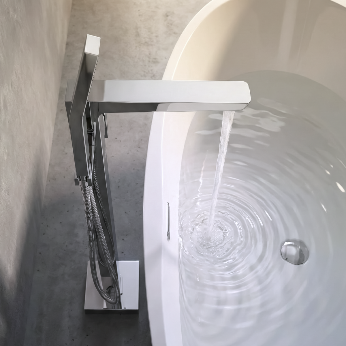 Freestanding Bath Mixer Tap with Shower - Chrome DH400