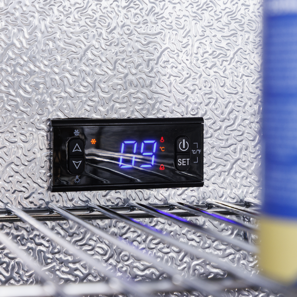 Outdoor Drinks/Beverage/Bar Fridge with Triple Glazed Door & Security Lock 150L - Stainless Steel DH439