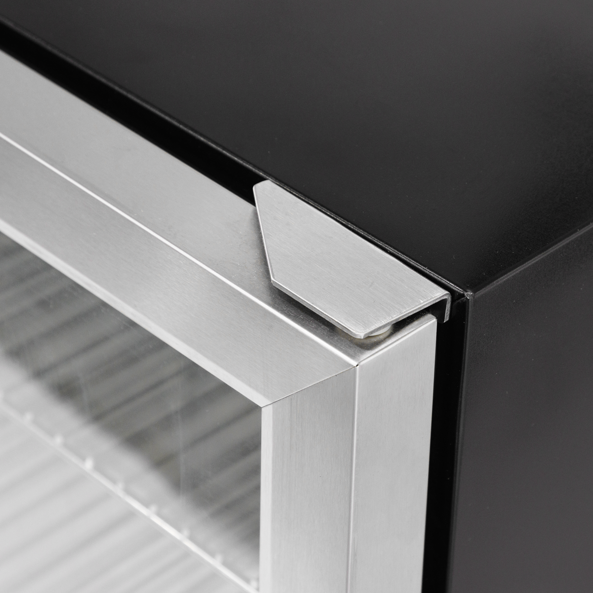 Outdoor Drinks/Beverage/Bar Fridge with Triple Glazed Door & Security Lock 150L - Stainless Steel DH439