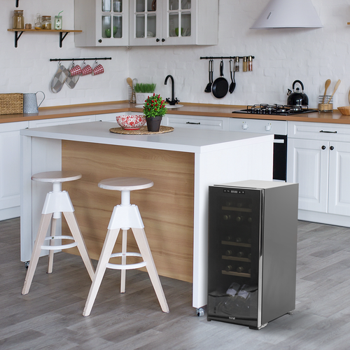 18 Bottle Dual Zone Wine Fridge/Cooler with Digital Touchscreen Controls, Wooden Shelves & LED Light - Black DH89