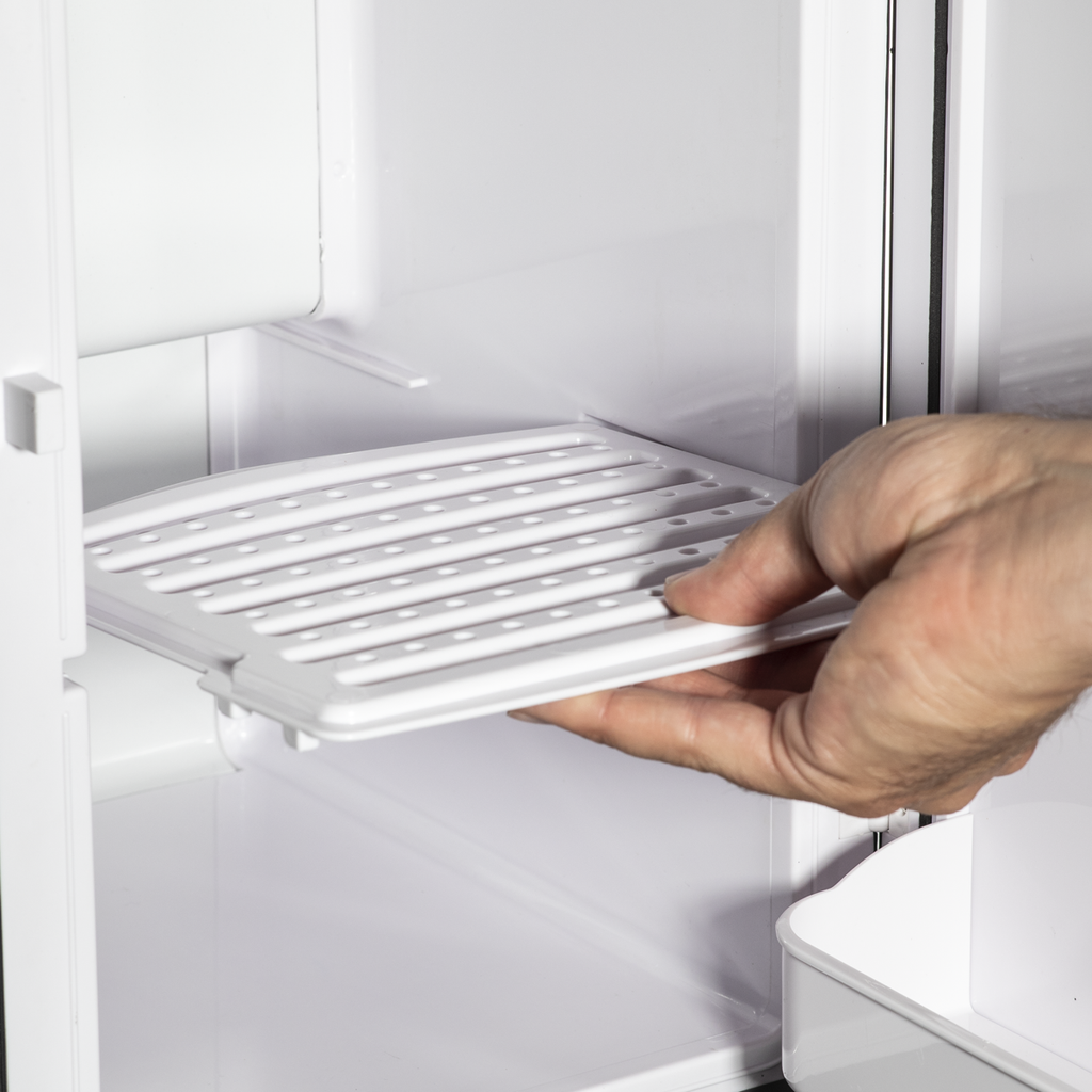 Mini Fridge/Warmer 15L Capacity 12V/230V - White DH94