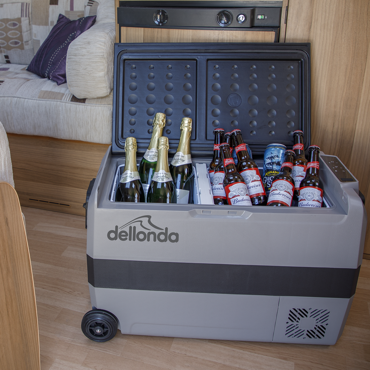 Portable Fridge Freezer/Cool Box with LED Display & AC/DC 230V Adaptor 50L DL132