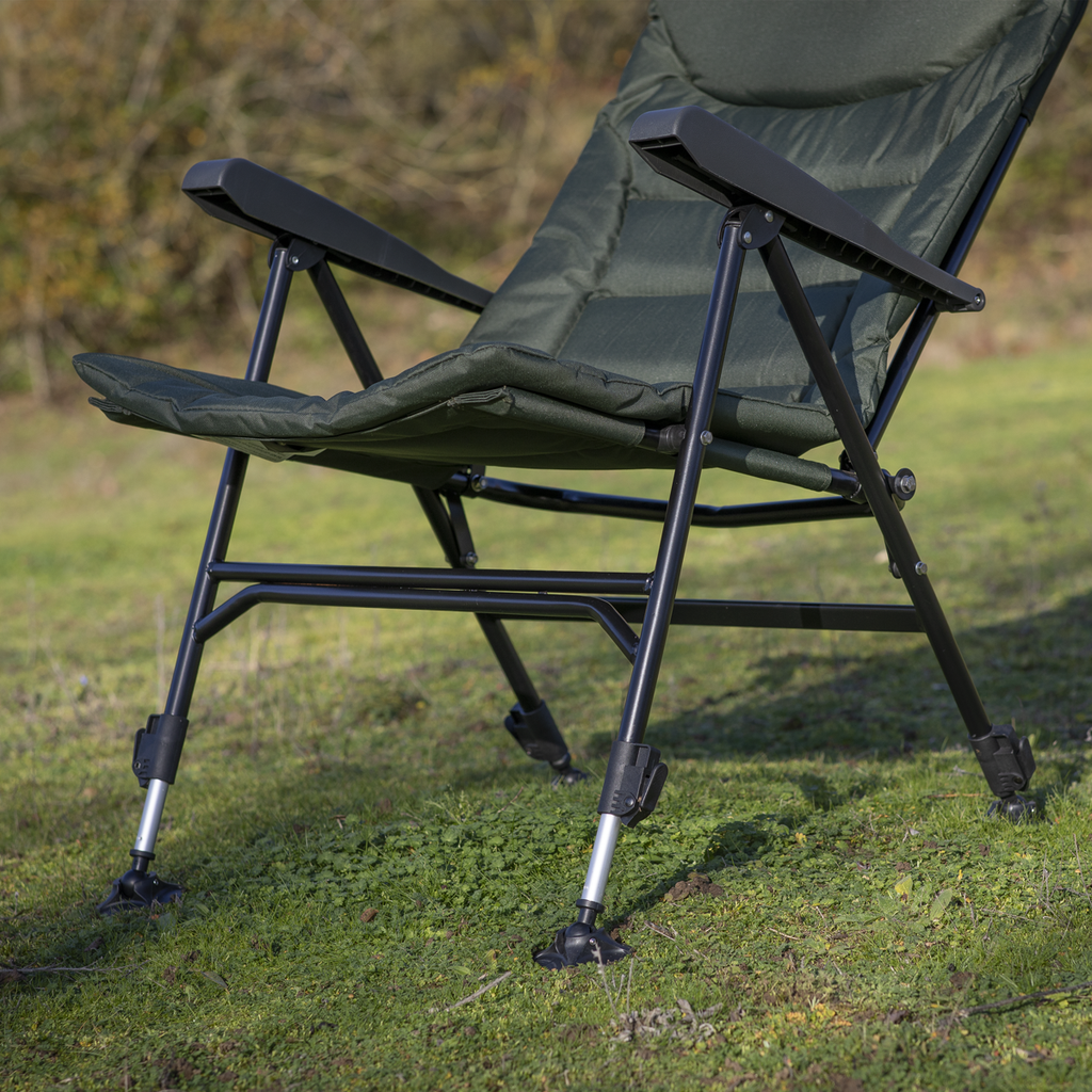 Portable Reclining Chair with Armrests DL74
