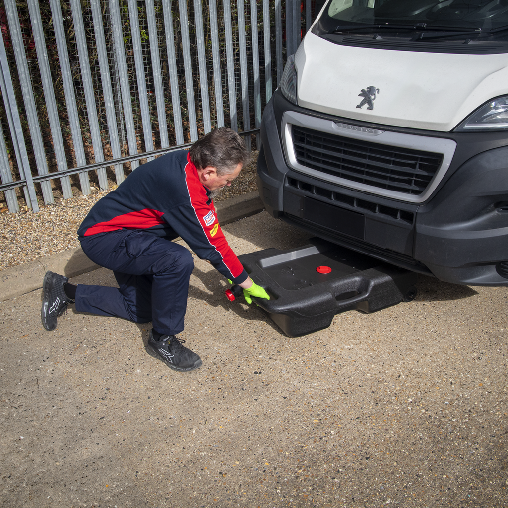 Oil/Fluid Drain & Recycling Container with Wheels 57L DRP09