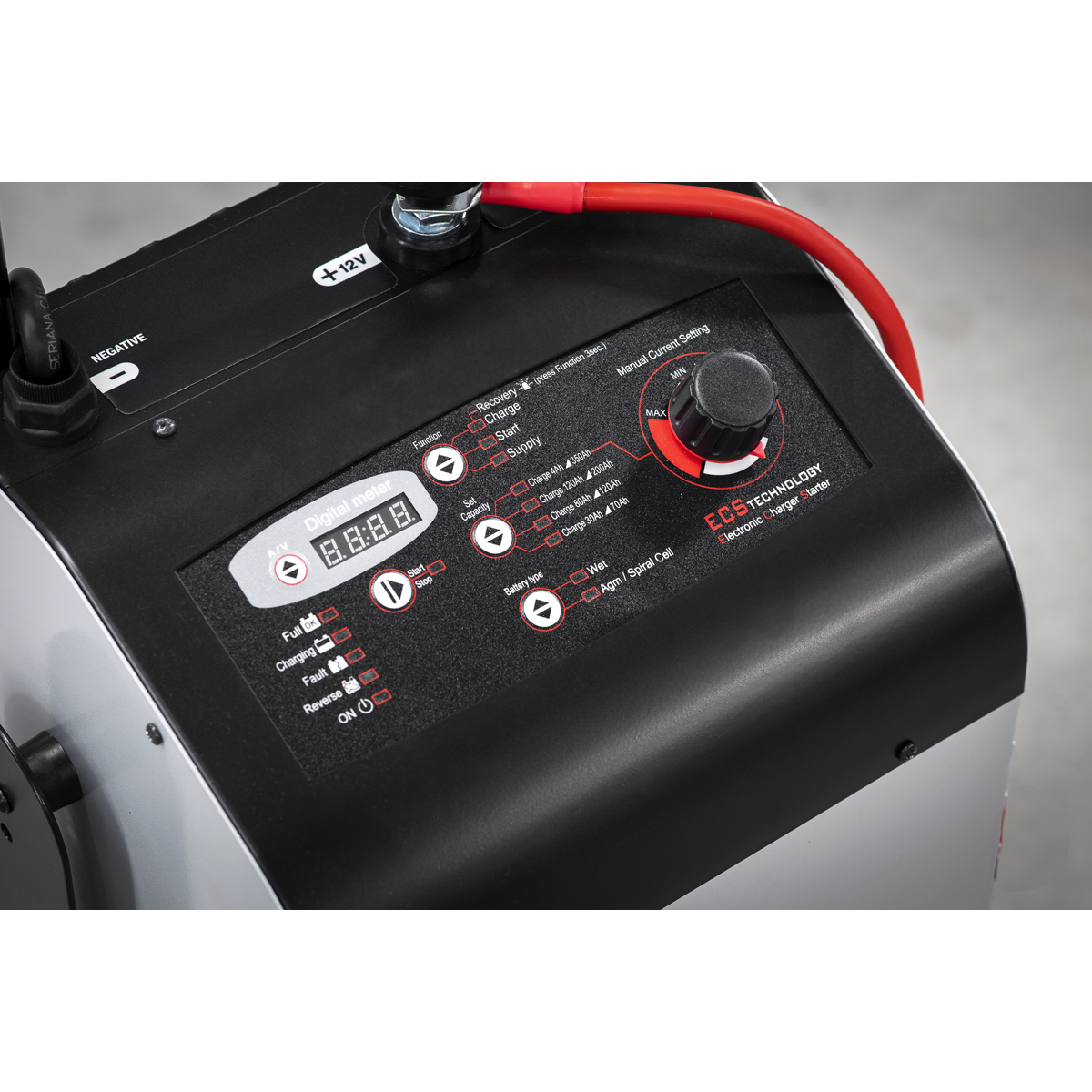 12/24V Electronic Charger Maintainer/Starter 45/300A ECS300