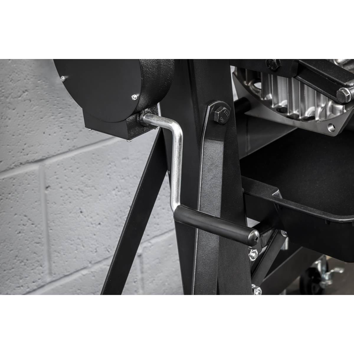 Folding 360º Rotating Engine Stand with Geared Handle & Drain Pan ES680DS