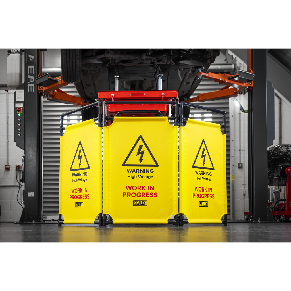Folding Safety Barrier for Hybrid/Electric Vehicles EV20