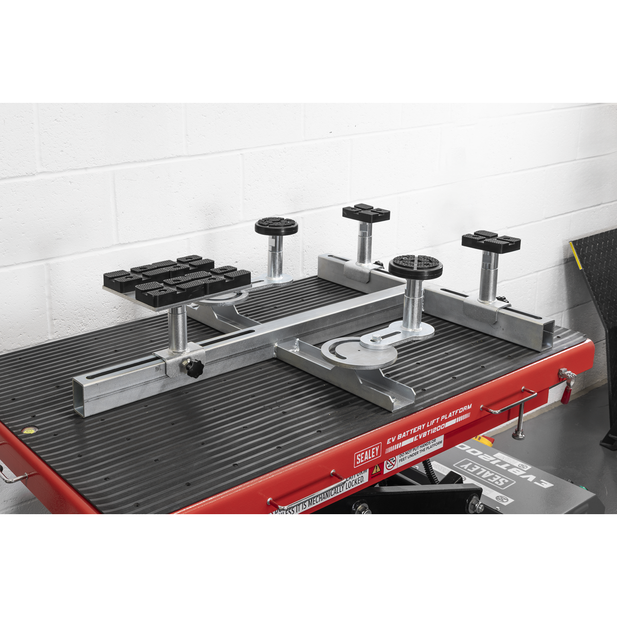 Lifting Platform Engines/Transmissions Adaptor EVBT05